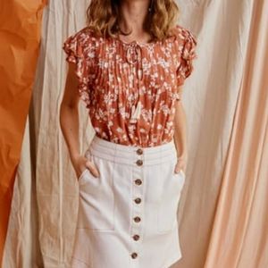 Dolan flutter sleeve Rust colored floral fop